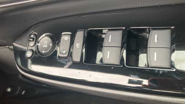 Honda CR-V 2.0 i-MMD Hybrid SR 2WD 5dr eCVT Hybrid Estate 