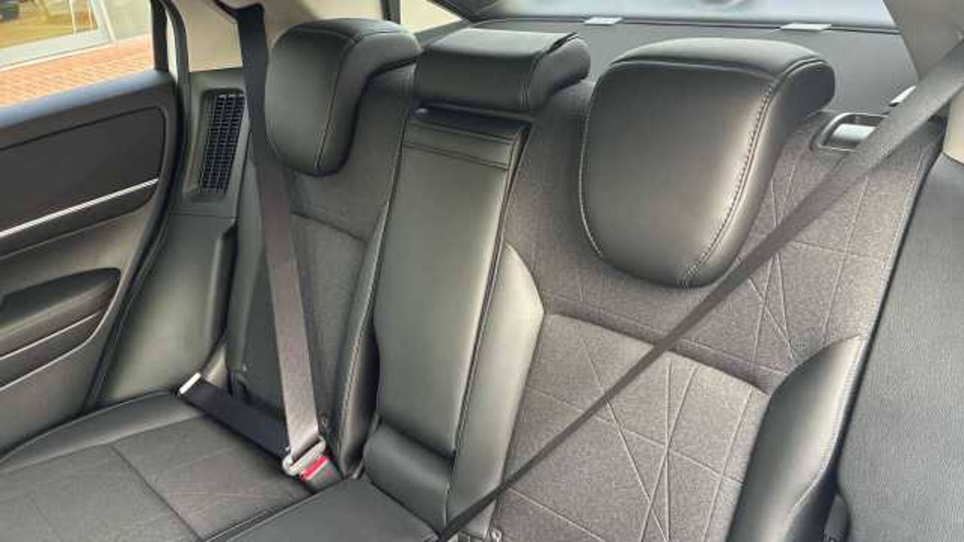 Honda HR-V 1.5 eHEV Advance 5dr CVT Hybrid Hatchback 