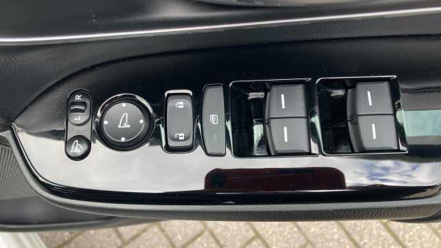 Honda CR-V 2.0 i-MMD Hybrid SR 5dr eCVT Hybrid Estate 