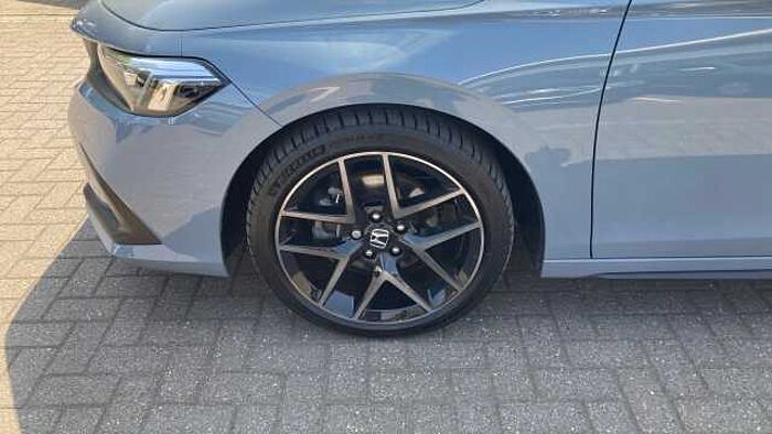 Honda Civic 2.0 eHEV Advance 5dr CVT Hybrid Hatchback 