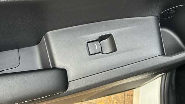 Honda HR-V 1.5 eHEV Advance 5dr CVT Hybrid Hatchback 