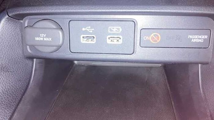 Honda Civic 2.0 eHEV Elegance 5dr CVT Hybrid Hatchback 