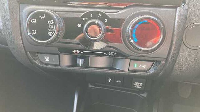 Honda Jazz 1.3 S 5dr Petrol Hatchback 