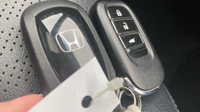 Honda Civic 2.0 eHEV Advance 5dr CVT Hybrid Hatchback 
