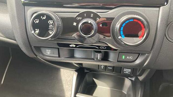 Honda Jazz 1.3 S 5dr Petrol Hatchback 