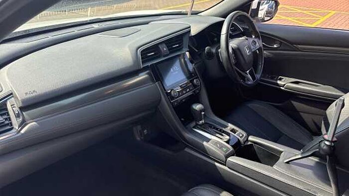 Honda Civic 1.5 VTEC Turbo Prestige 5dr CVT Petrol Hatchback 