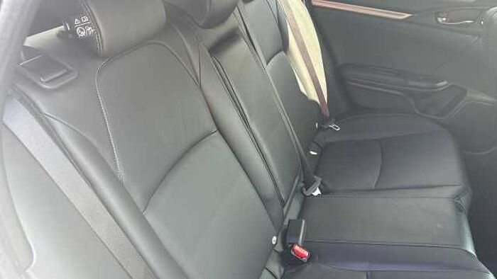 Honda Civic 1.5 VTEC Turbo Prestige 5dr CVT Petrol Hatchback 