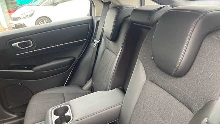 Honda HR-V 1.5 eHEV Advance 5dr CVT Hybrid Hatchback 