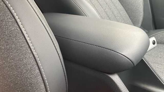 Honda Jazz 1.5 i-MMD Hybrid Advance 5dr eCVT Hybrid Hatchback 