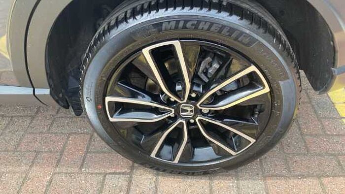 Honda HR-V 1.5 eHEV Elegance 5dr CVT Hybrid Hatchback 